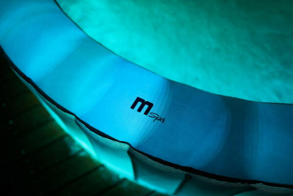 Vrtlog MSpa® Starry, LED, 6 osoba, 930 lit., 204x70 cm
